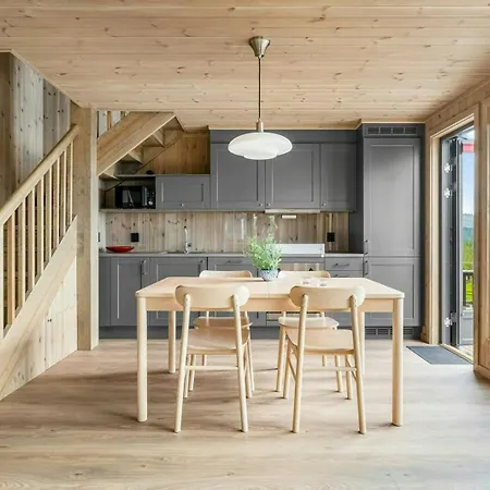 Mountain With Panoramic Views In Norefjell Runn